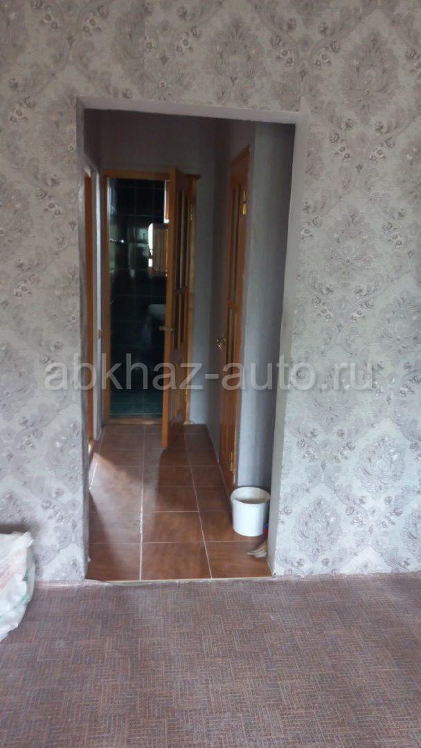 Квартира 3 комнатная в сухуме со всеми удобствами 5 мест под ключ сутки с человека 1000 рублей 