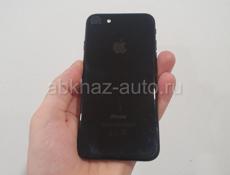 iPhone 7 32 Гб черный 