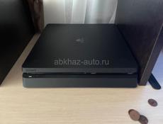 PS4 slim 1TB