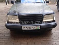 Всё запчасти на w124, начиная от мотора до последнего болта 