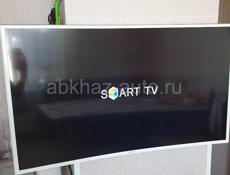 4k изогнутый Samsung smart TV 40"