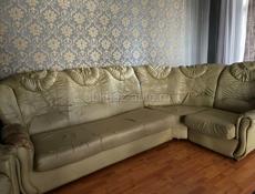 Продам два дивана угловых с креслами б/у, за 100тысяч рублей, не большой торг уместен