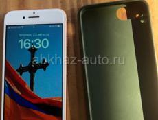 Айфон 8 в идеальном состоянии не разу не вскрывался не единой коцки полностью в оригинале покупал в Ростове за 26