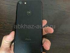 Продаю срочно IPhone 7 в отличном состоянии 