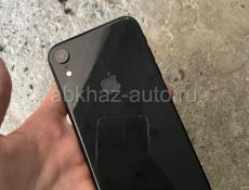 Продам iPhone XR 