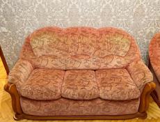 Продаю диван и кресла 