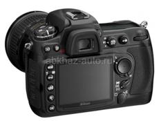 Продаётся Зеркальный фотоаппарат nikon d300 с Объективом Nikon. (18-70mm) 