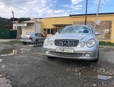 Mercedes-Benz 811