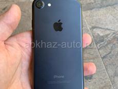 Продаю iPhone 7 32gb