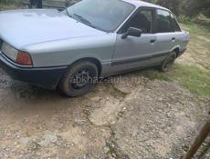 Audi 80