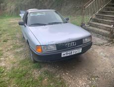 Audi 80