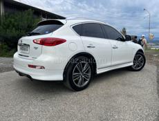 Infiniti EX