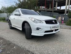 Infiniti EX