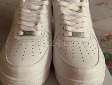 Кроссовки Nike Air Force 1 luxe