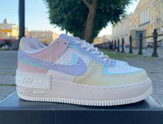 Кроссовки Nike Air Force 1 luxe