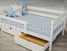Детские кроватки и мебель 