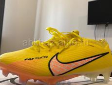 Бутсы Nike Mercurial