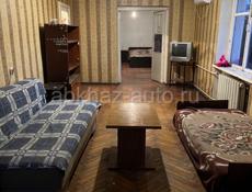 Продаётся 2-х комнатная квартира с лоджией в военном городке г.Гудаута. 