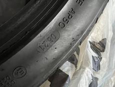 Pirelli r18 245/45