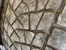 зимние шины Bridgestone 275/65r17