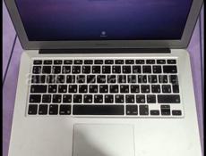 MacBook Air 13