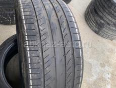 255/35 R19