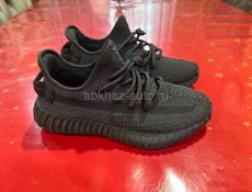 Yeezy 350  рефлективные черные  