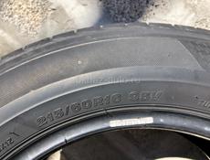 Bridgestone 215/60 R16