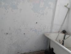 Продаю двухкомнатную квартиру в городе Очамчира Абхазия 