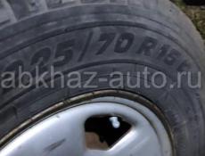 225/70R15C как новые 3 штуки