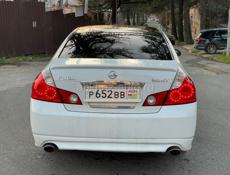 Nissan fuga