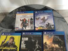 Продаю ps4 slim в отличном состоянии без проблем без дефектов в комплекте 2 геймпада 5 дисков и 9 игры на аккаунте 