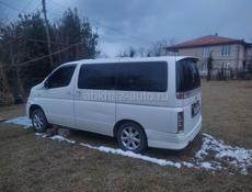 Nissan Elgrand