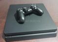 Sony PlayStation 4