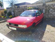 Audi 80