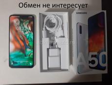 Телефон Samsung