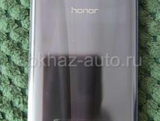 Продается смартфон Honor 9