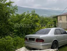 Mercedes-Benz E-Класс