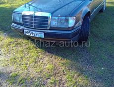 Mercedes-Benz 124