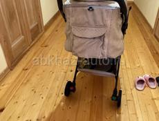 Продаётся детская прогулочная коляска за 7000 рублей 