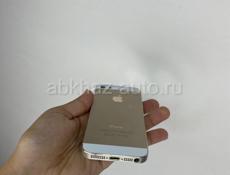 Айфон (iPhone 5s 16 гб)