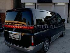 Nissan Elgrand