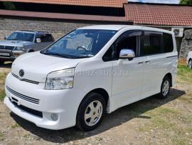 toyota noah 2001 2007