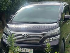 Toyota Alphard