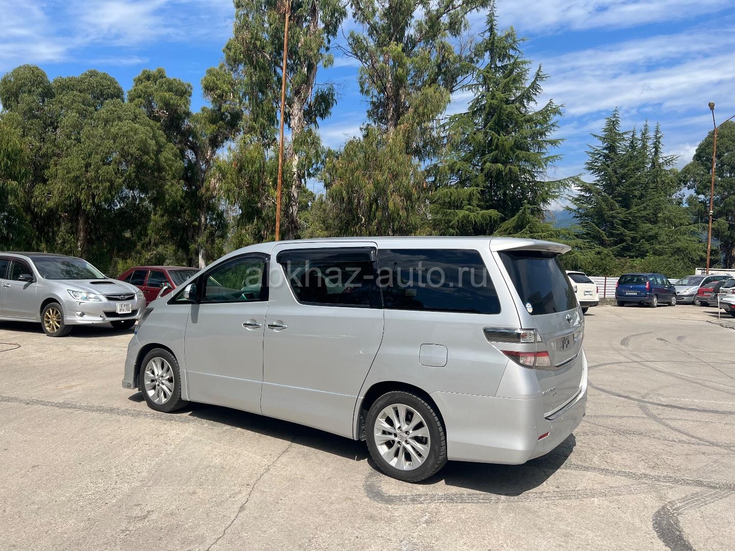 Toyota Vellfire 2008 Абхазия