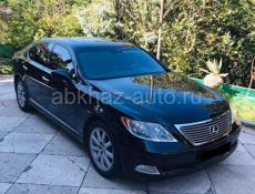 Lexus LS