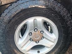 Продается комплект шин  A/T TOYO 265.75R16