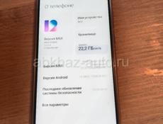 Продам новый телефон 3 месяца телефону redmi mi 8