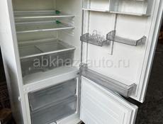 Холодильник и стиральная машина 