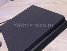 PlayStation 4 slim